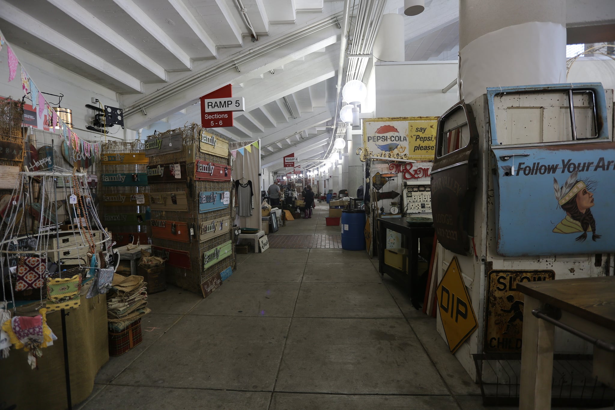 Stadium_Aisle